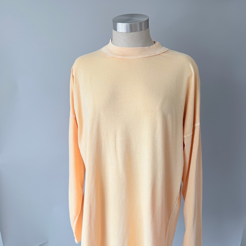 We The Free Peach Long Sleeve Top Women’s Large Oversized Raw Hem
